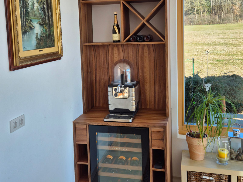 Tischlerbetrieb Messner - Möbelstück